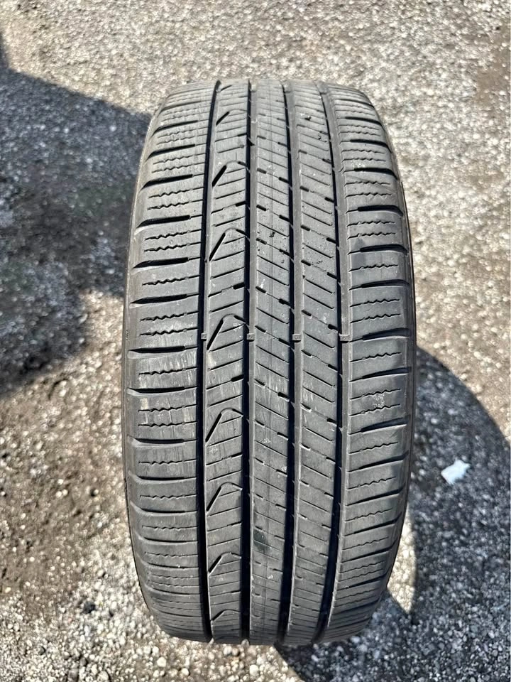 215/45R18 Pirelli Tire - 85% Tread - DOT 2023