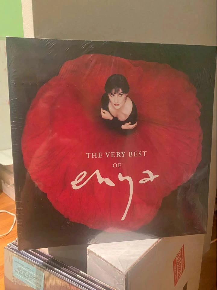 The Very Best of Enya 2LP Vinyl🏈