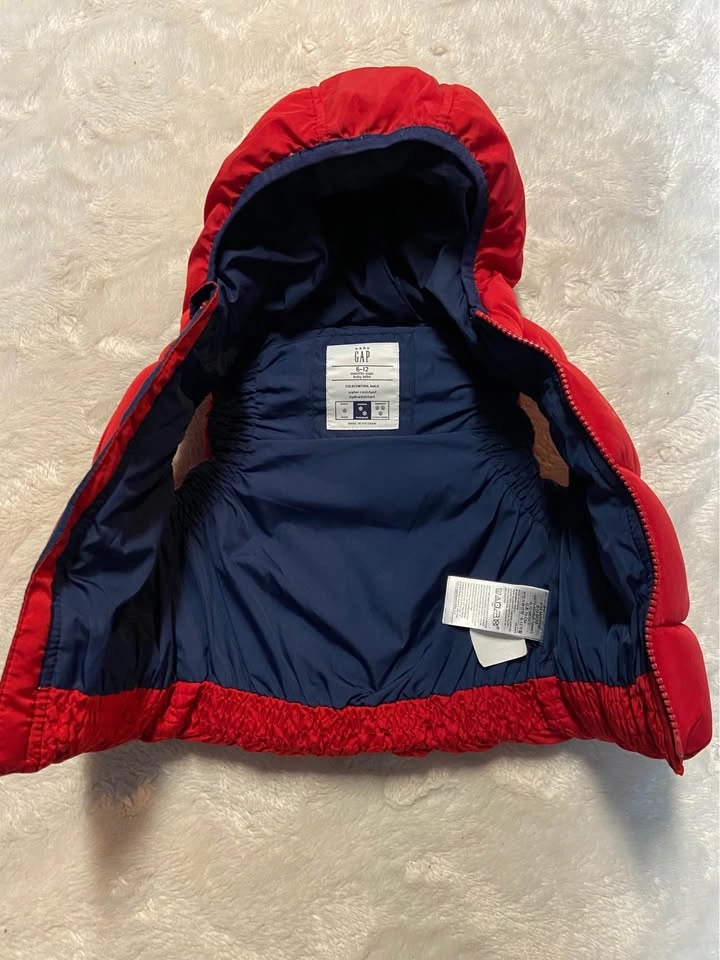 Infant Baby Gap Hooded Puffer Vest (6-12 months) - photo 2