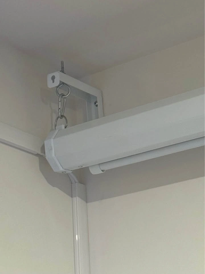 Motorized Movie Projector Screen with wall/ceiling mounts - photo 2