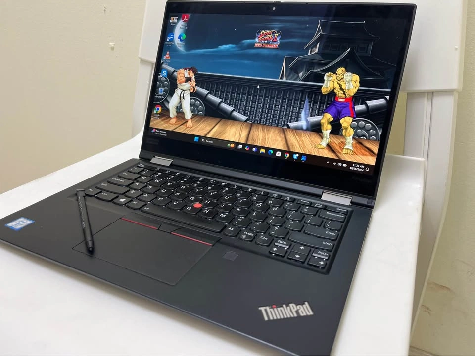 Lenovo Yoga 2-in-1 Touchscreen 13" i5 8GB RAM 256GB SSD - photo 4