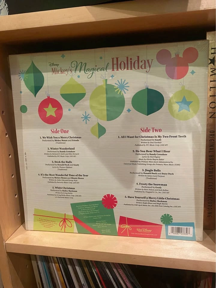 Disney Mickey’s Magical Holiday LP Vinyl🏈 - photo 2