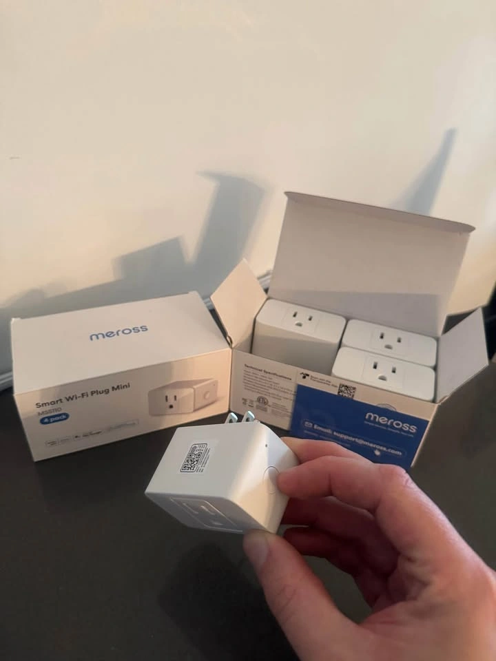 Smart Home Plug/ Outlet