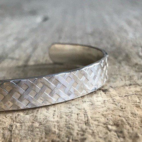 Shiny Sterling Silver Plaid Tartan Open Cuff Bangle - photo 4