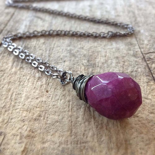 Garnet January Birthstone Necklace Wire Wrapped Faceted Glass Te
