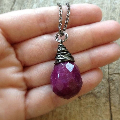 Garnet January Birthstone Necklace Wire Wrapped Faceted Glass Te - photo 2