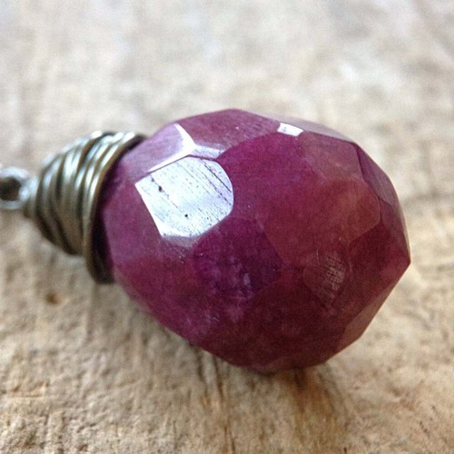 Garnet January Birthstone Necklace Wire Wrapped Faceted Glass Te - photo 3