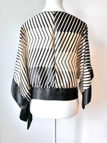 Seduction Abstract Stripes Colorblock Off-Shoulder Blouse - M - photo 5