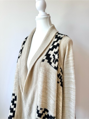 Beige & Black Aztec Geometric Fringe Open-Front Cardigan - M - photo 4