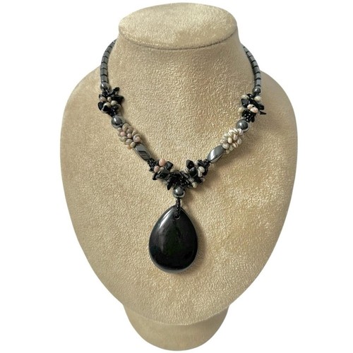 Vintage 80's Hematite Shell Black Beaded Necklace Teardrop Penda