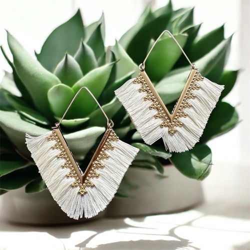 Off-White Chevron Tassel Earrings Gold Tone Boho - photo 3