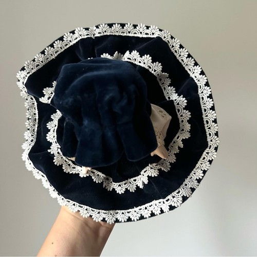 Vintage Venetian Porcelain Doll w/Navy Blue Velvet Dress - photo 5