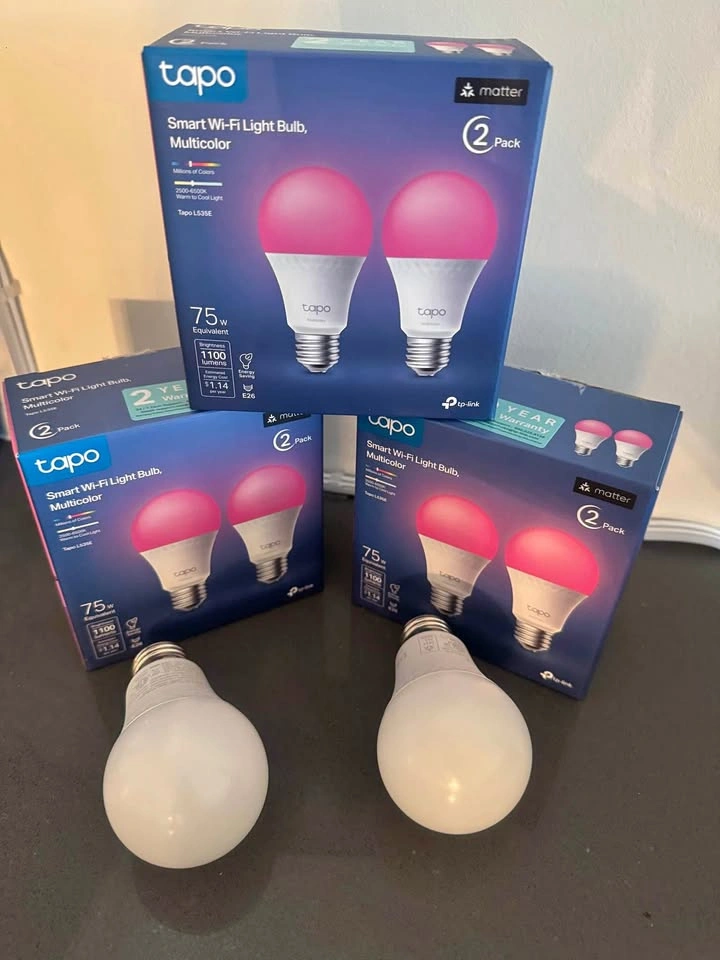 Smart Home Multicolor Wi-Fi Light Bulbs