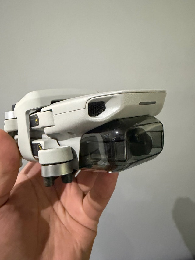DJI Mini 2 Fly More Combo - 3 Batteries, Bag & Accessories - photo 2