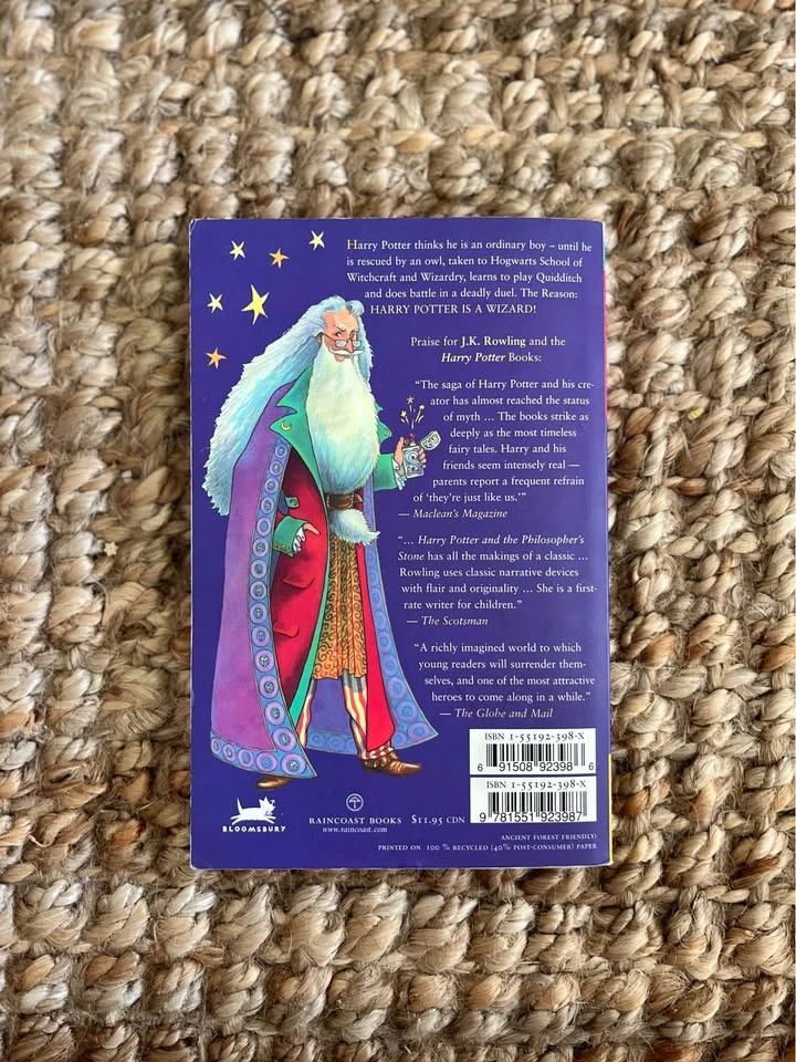 Harry Potter & the Philosopher's Stone (Classic Raincoast Paperb - photo 2