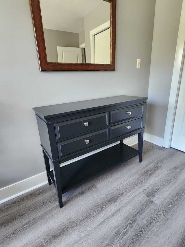 Solid wood entrance table - photo 2