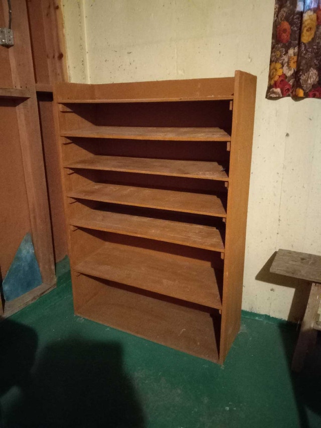 Bookcases (wood) - photo 4