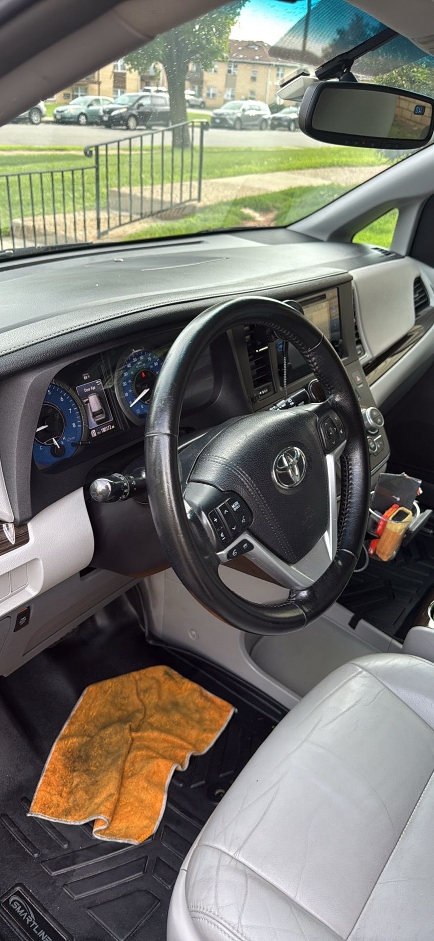 Toyota Sienna XLE