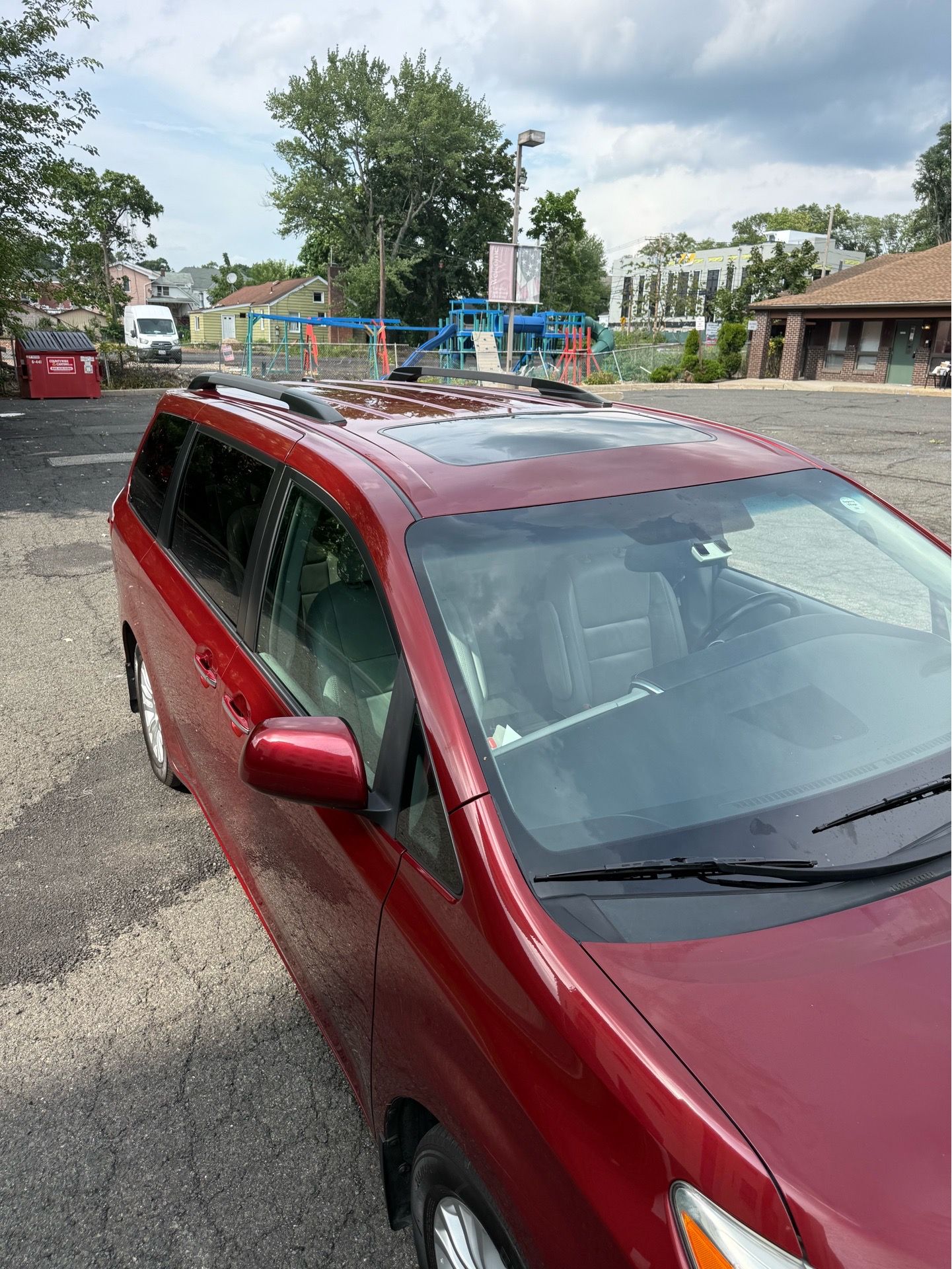 Toyota Sienna XLE - photo 4