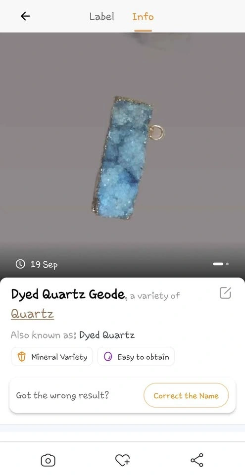 Dyed crystal quartz pendant - photo 2