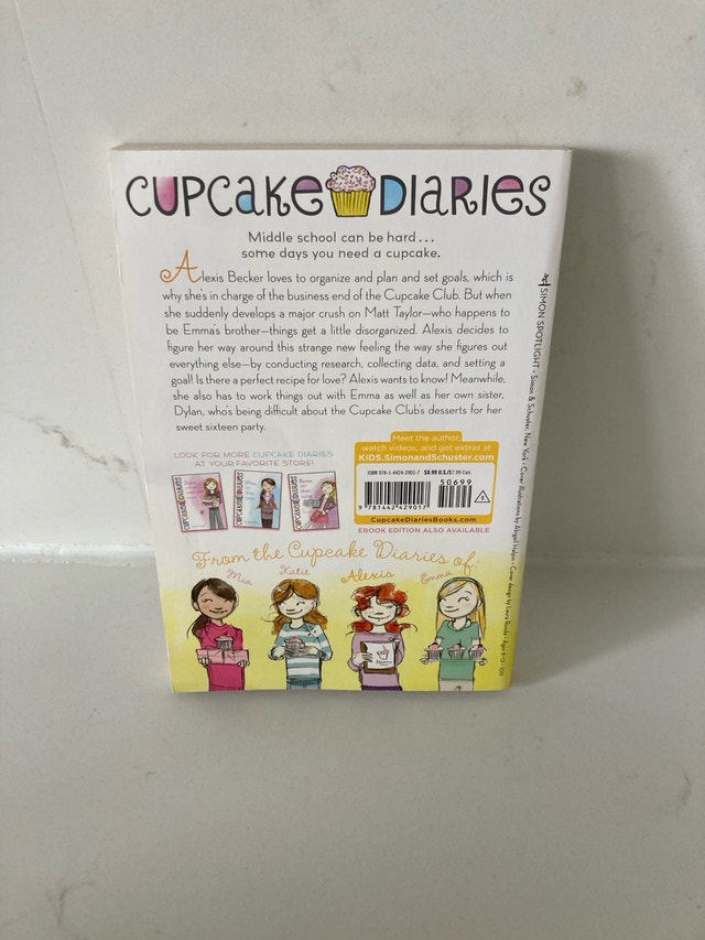 🏈Cupcake Diaries: Alexis and the Perfect Recipe - photo 2
