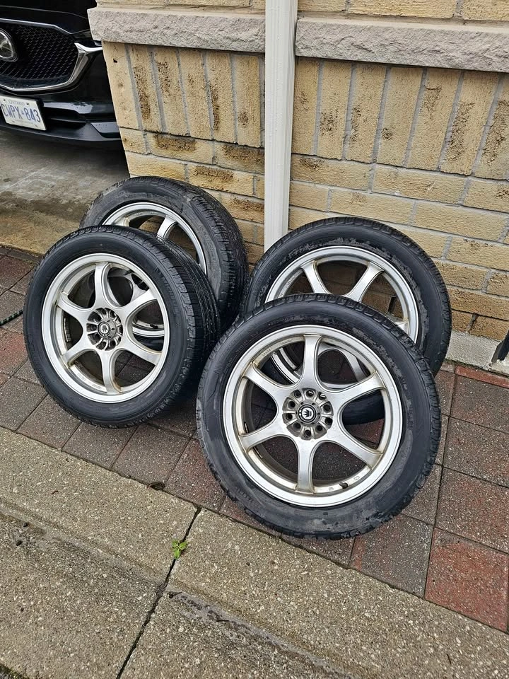 Michelin 225/50R17 Tires on 17" Alloy Rims – Set of 4