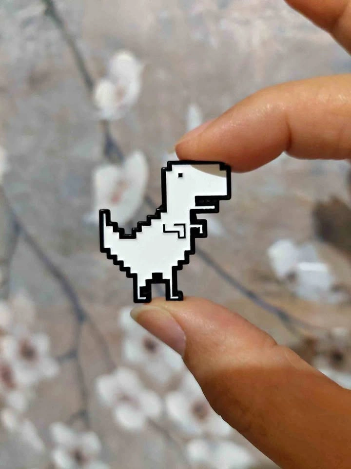 Google Chrome Pixel Dinosaur Enamel Pin 🏈