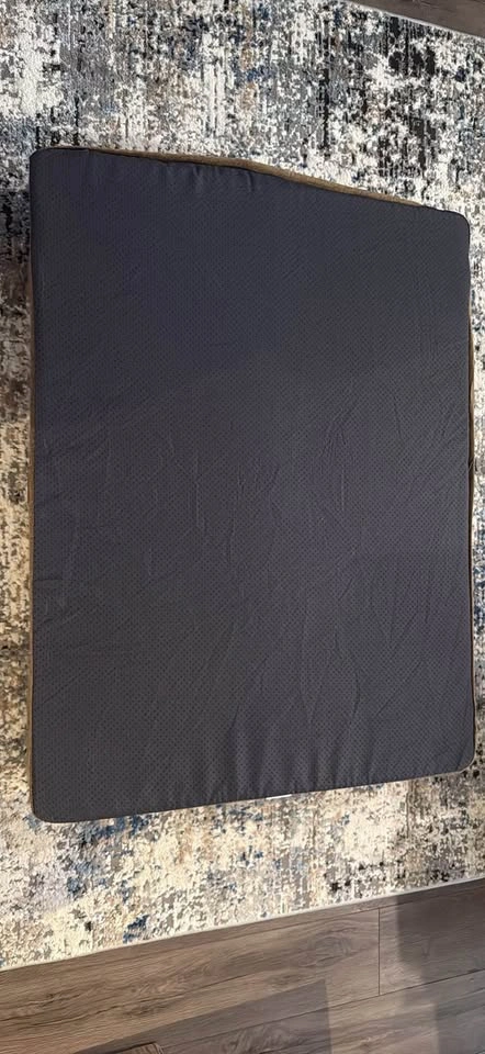 Brown Bolster Dog Bed 36” X 24” - photo 2