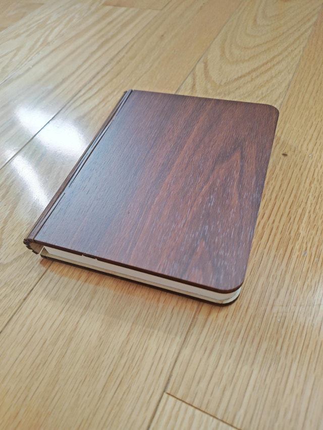 USB-C Rechargeable Book Lamp - Folding Book Light 6 Inch - photo 4