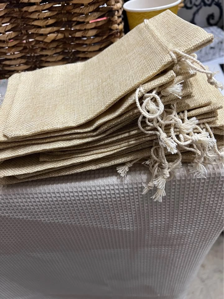 🏈 26 pcs. Small Burlap Drawstring bags- New - photo 2