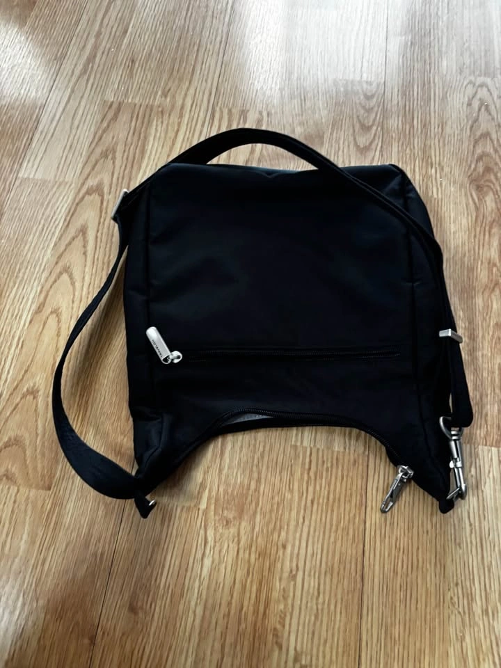 Travelon Anti-Theft Crossbody Bag - photo 3