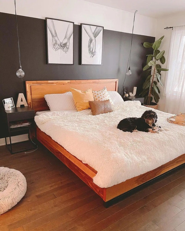 Beautyrest King size bed and mattress - photo 3