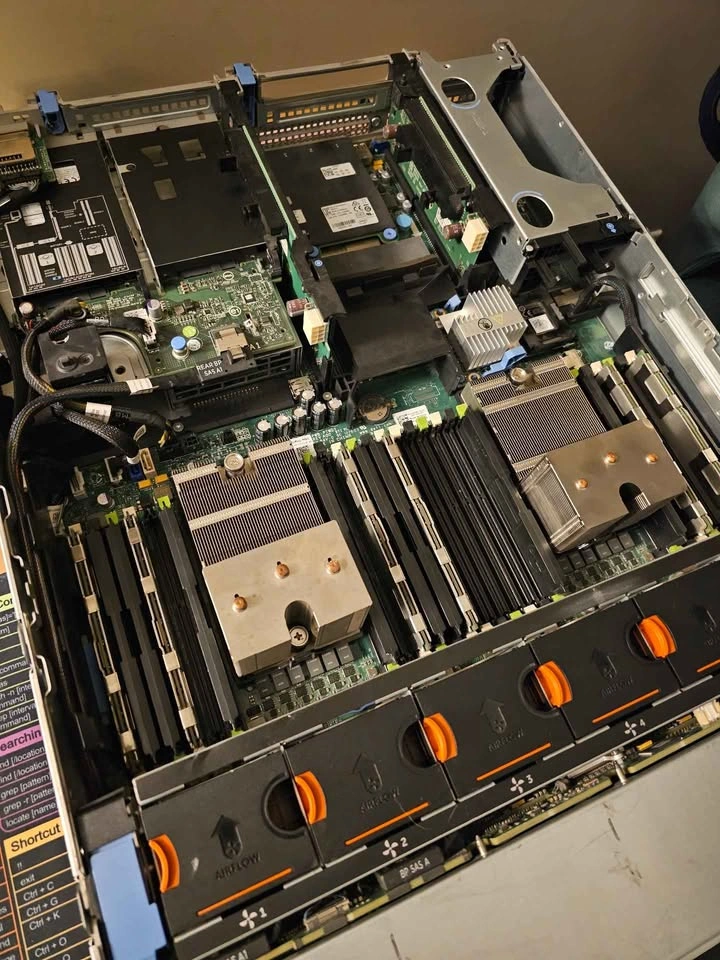 Dell PowerEdge R720xd - photo 3