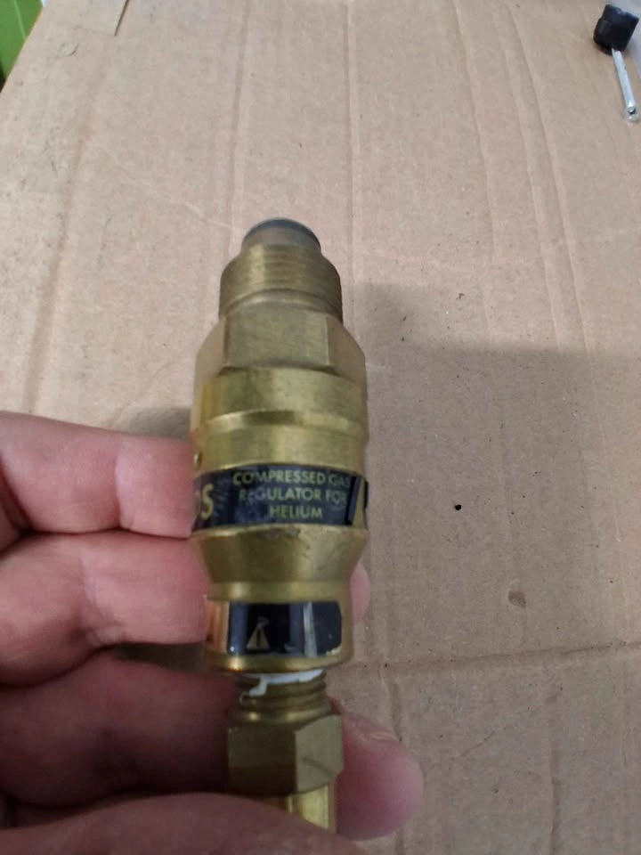 🏈West Winds Helium Compressed Gas Regulator - photo 3