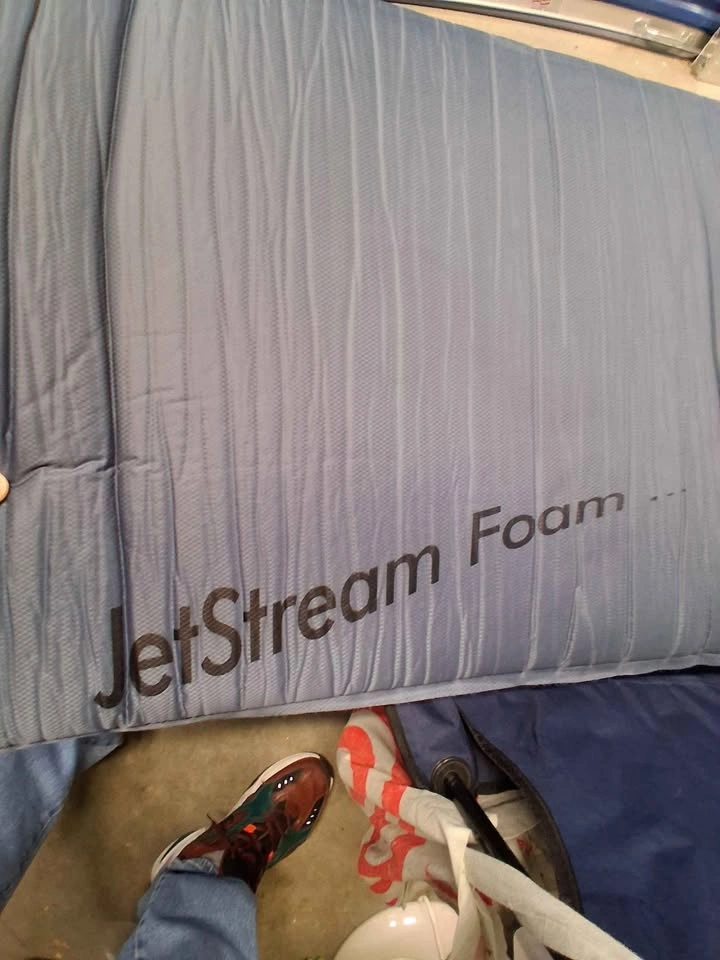 ALPS 🏈Mountaineering JetStream Foam Sleeping Pad - photo 3