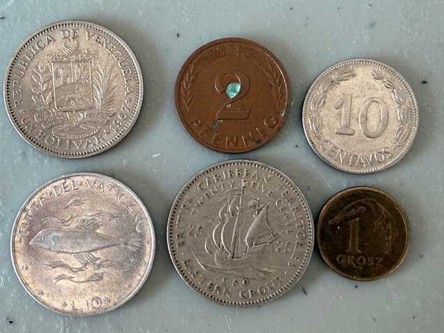Lot of 25 Mixed Vintage World & Foreign Coins - photo 2