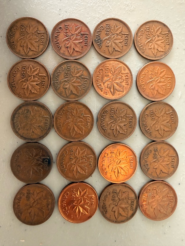 Lot of 28 Vintage Canadian & British Large & Small Cents - photo 2