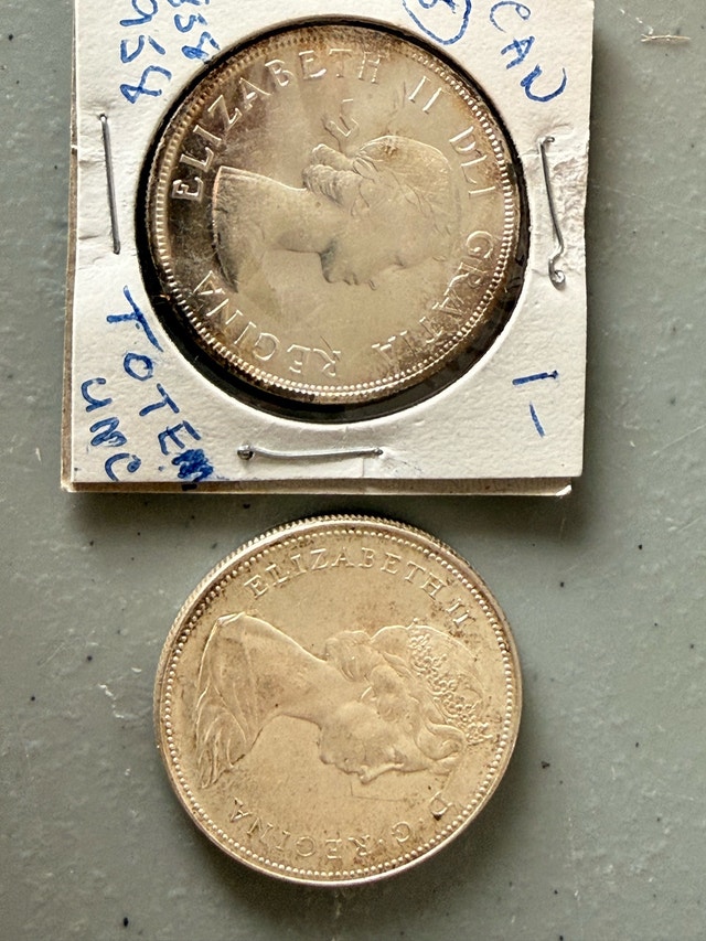 Pair of Vintage Canadian 80% Silver Dollars - photo 2