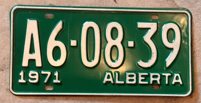 Vintage 1970’s Alberta license plates - photo 5