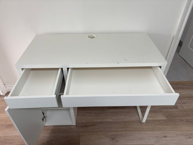 IKEA Children’s Desk - photo 4