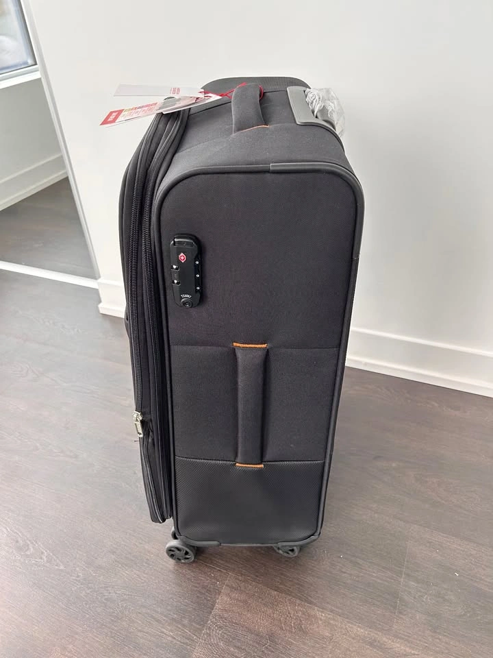 American Tourister Sun Break Medium Spinner Suitcase – Brand New - photo 3