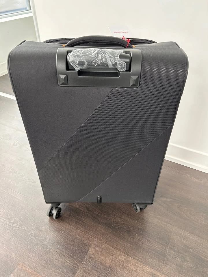 American Tourister Sun Break Medium Spinner Suitcase – Brand New - photo 4