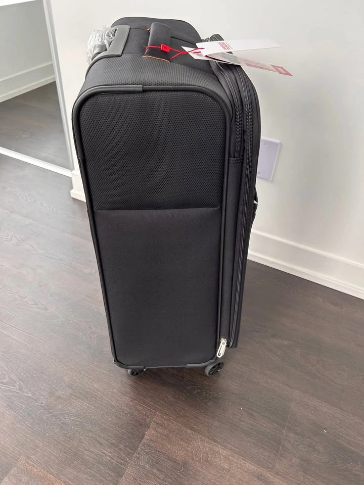 American Tourister Sun Break Medium Spinner Suitcase – Brand New - photo 5