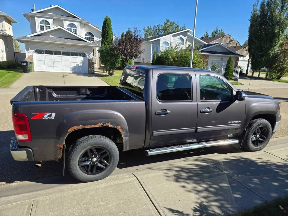 2010 GMC 1500 Club Coupe - photo 2