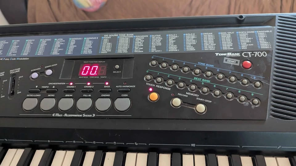 Casio ToneBank CT-700 Keyboard - photo 3