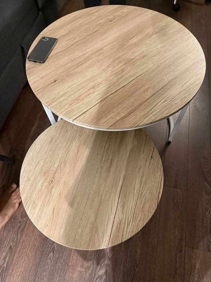 Like new - Nesting Coffee Table - photo 2