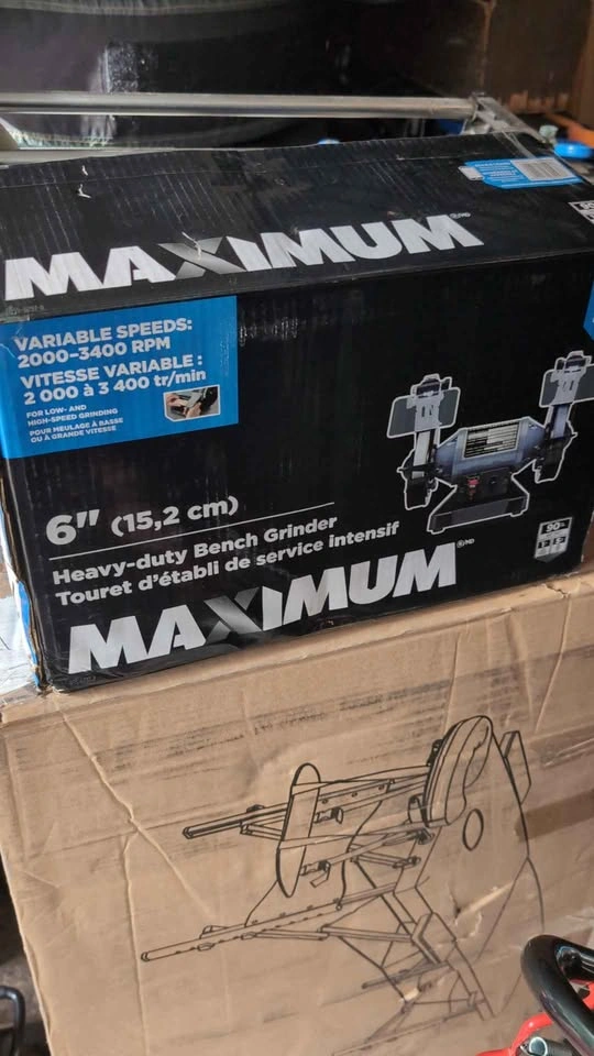 MAXIMUM 2.5A Variable Speed Heavy-Duty Bench Grinder, 6-in - photo 2