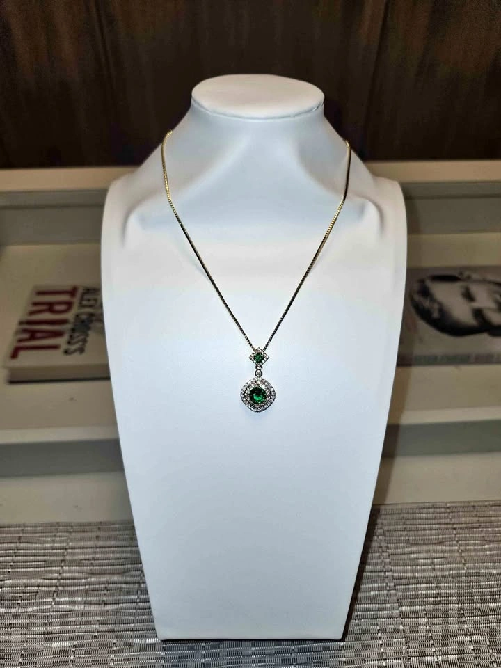 Gold Tone Emerald Green Halo Pendant Necklace
