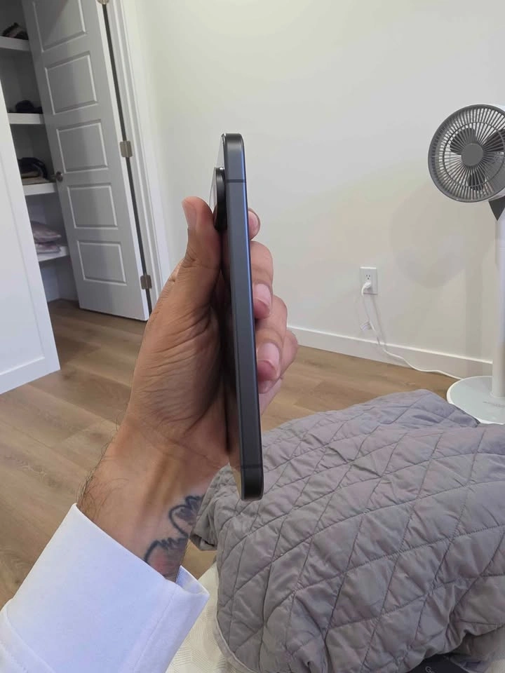 Google Pixel 9 – 128GB – Obsidian Black - photo 3