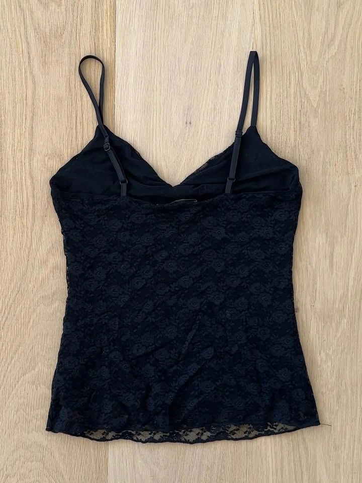 Brandy Melville Archie Floral Lace Tank - photo 3